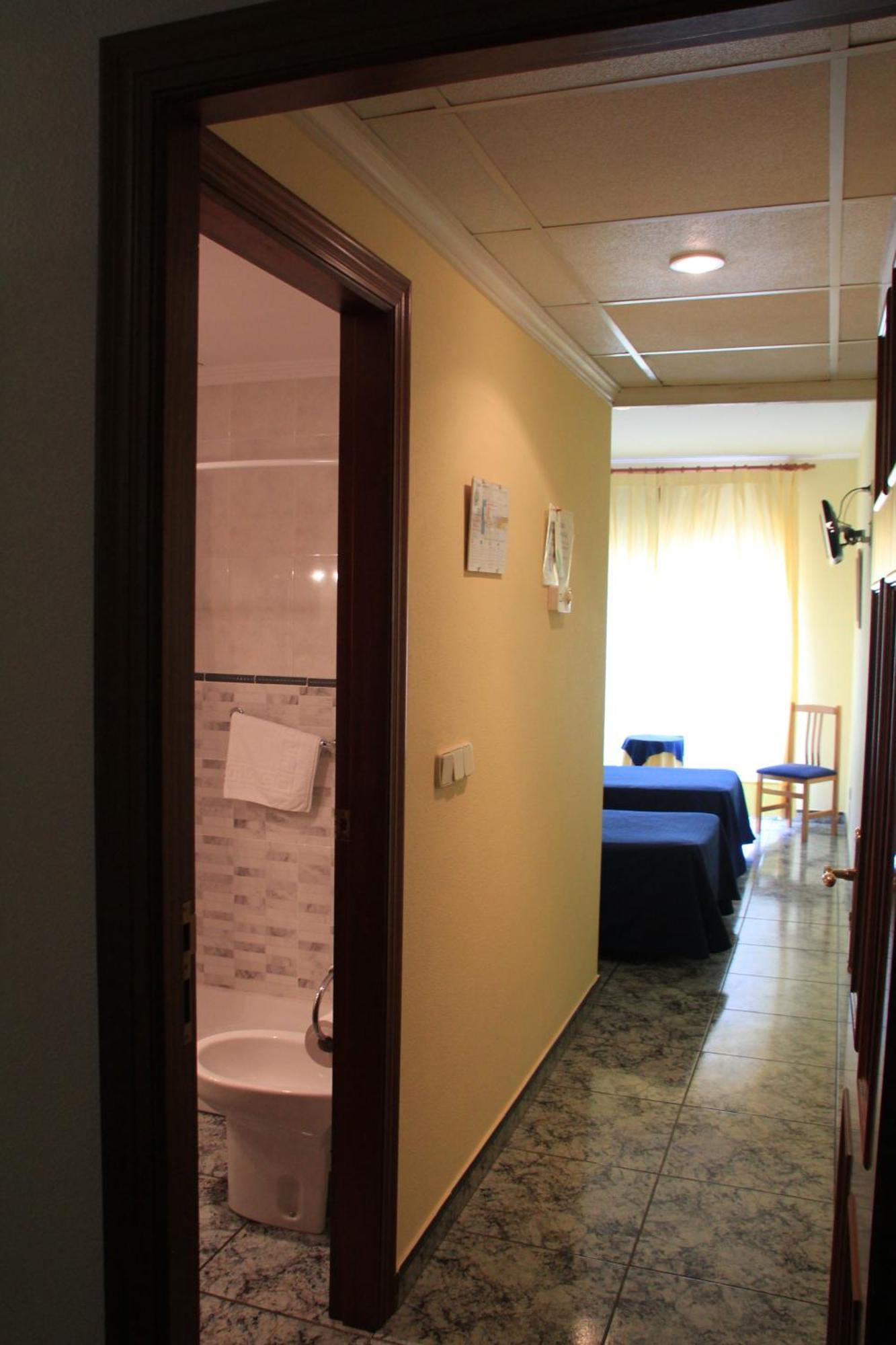 סנטיאגו דה לה ריברה Hotel El Marino חדר תמונה